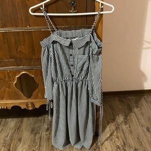 Off the shoulder Monteau brand dress